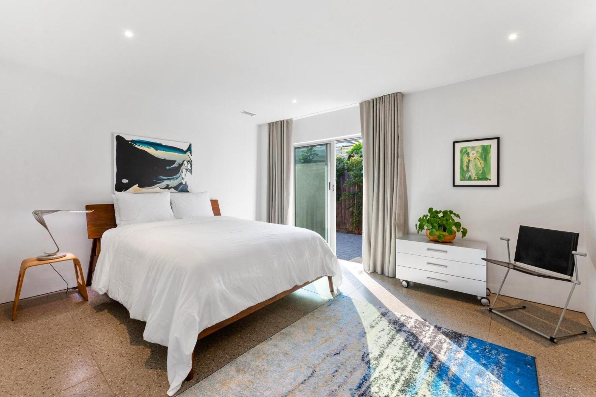 Holiday home B5407 Beachfront Modern *