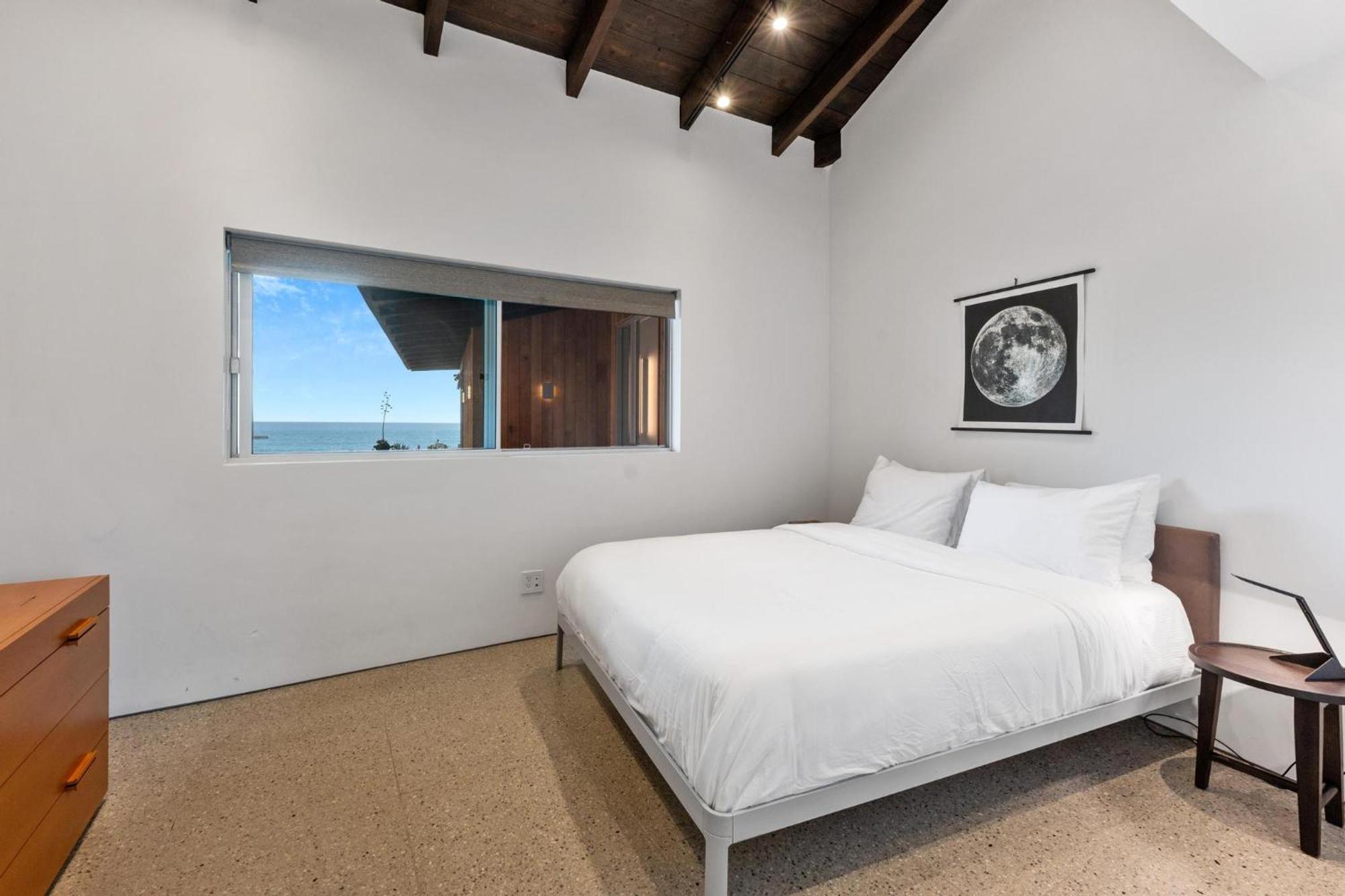 Holiday home B5407 Beachfront Modern